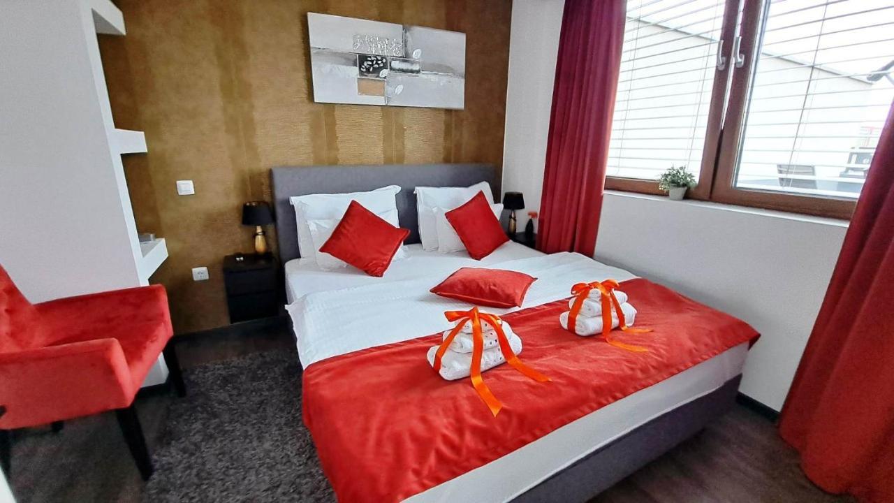 Arcobaleno Apartments & Rooms Varazdin Bagian luar foto